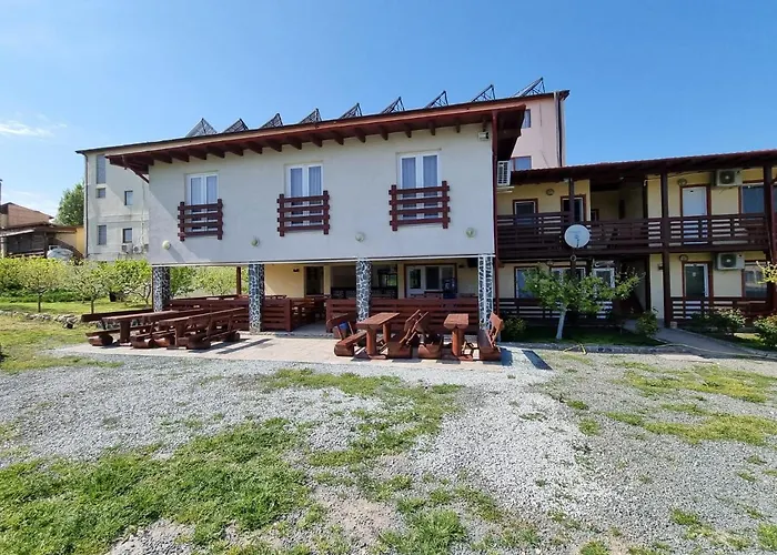 בית אירוח Casa Luca 2 *